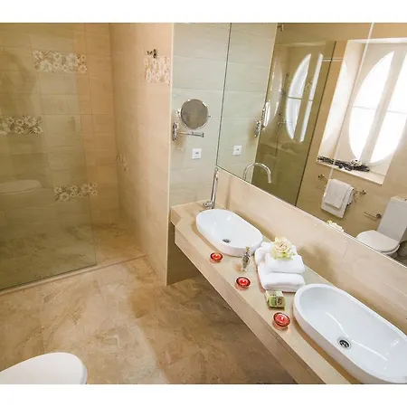 Riva Royal View Luxury