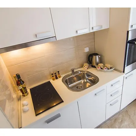 Riva Royal View Luxury شقة *